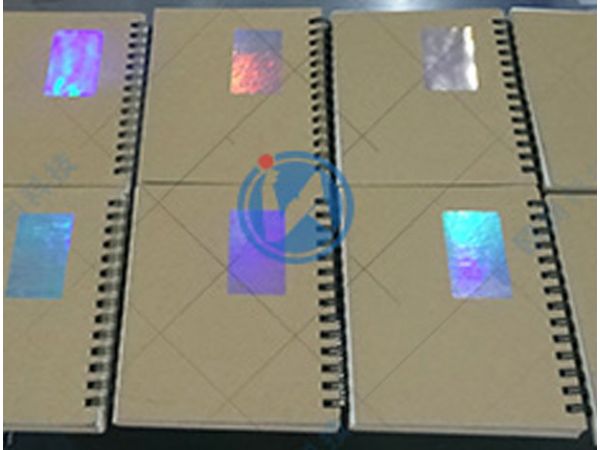 （視頻）筆記本全自動平面分卡式貼標機AS-P02